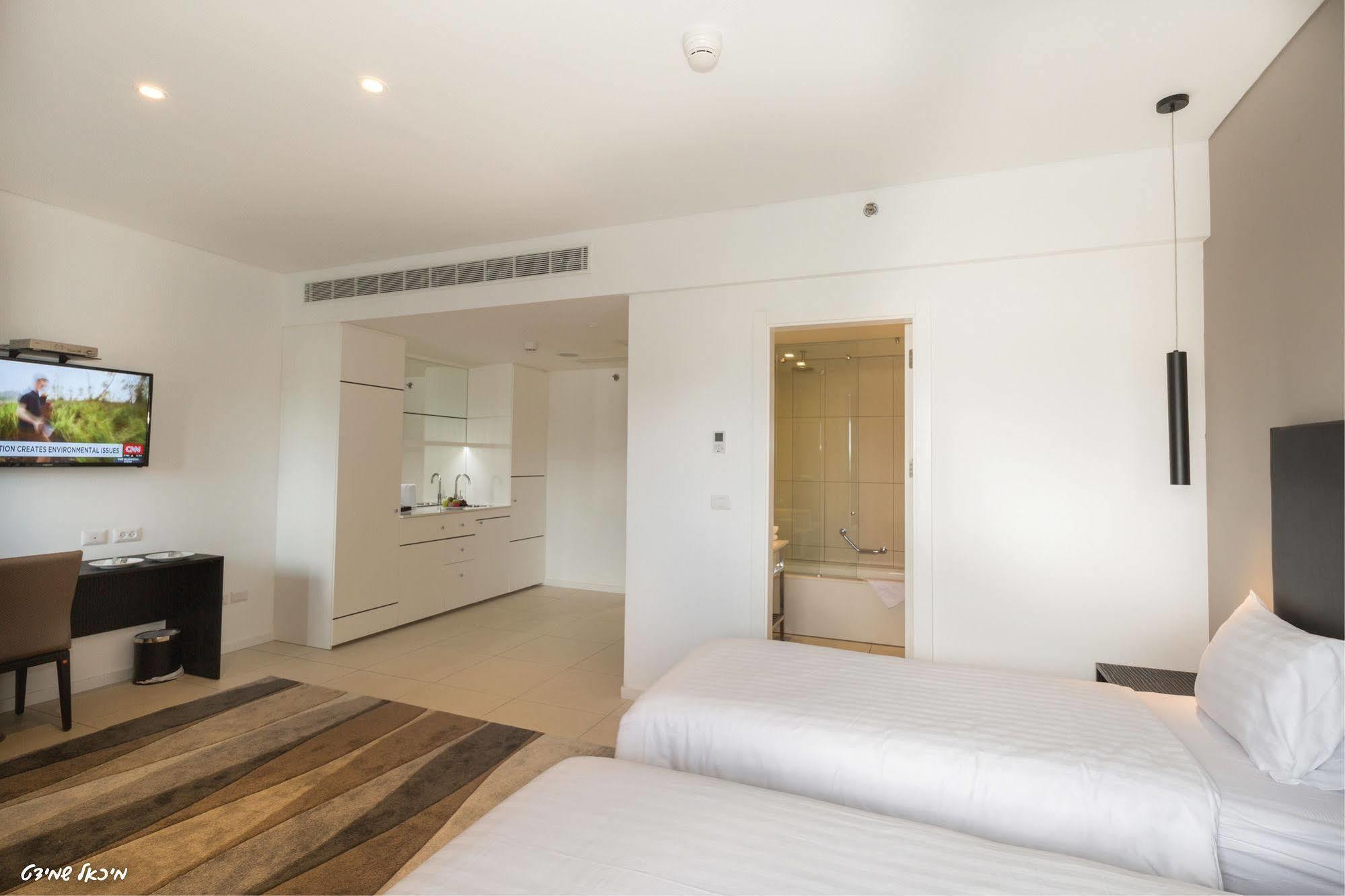 Olive Arena Boutique&Business Hotel-By Ran Hotels Nahariya Exterior photo